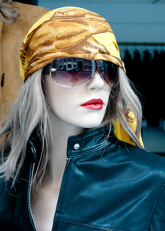 D33_4603--Rom-2010.NEF-Puppe.jpg   26.04.jpg